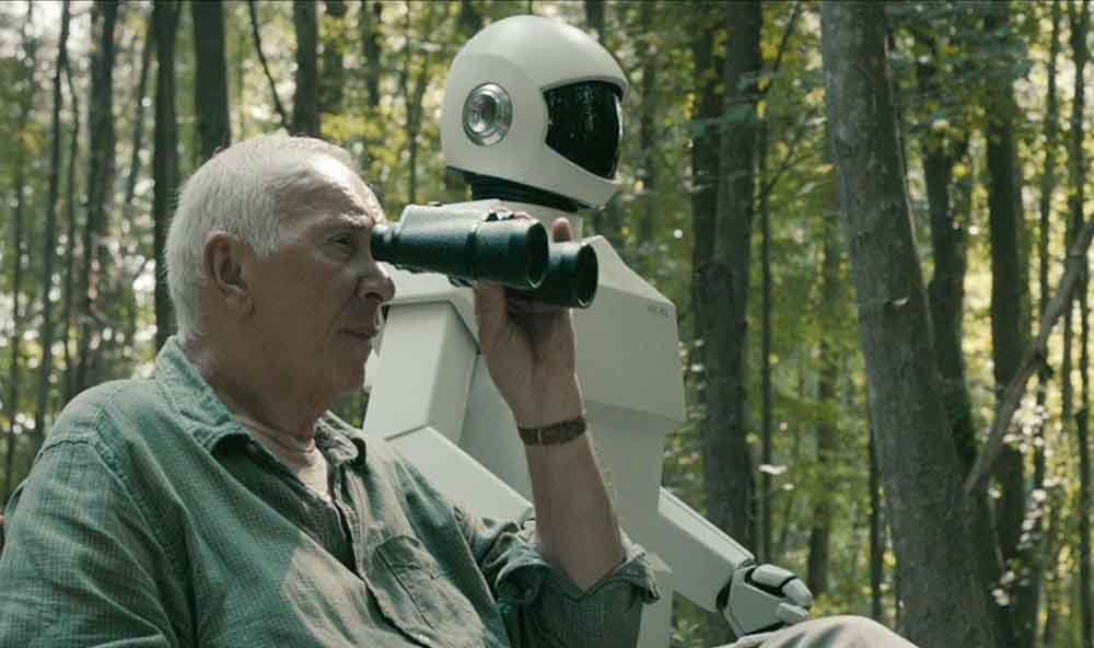 Robot & Frank (2012) – Robot Aşkı: Metal Kalplerin Dansı – 25 Tane En İyi Robot Filmi Listesi