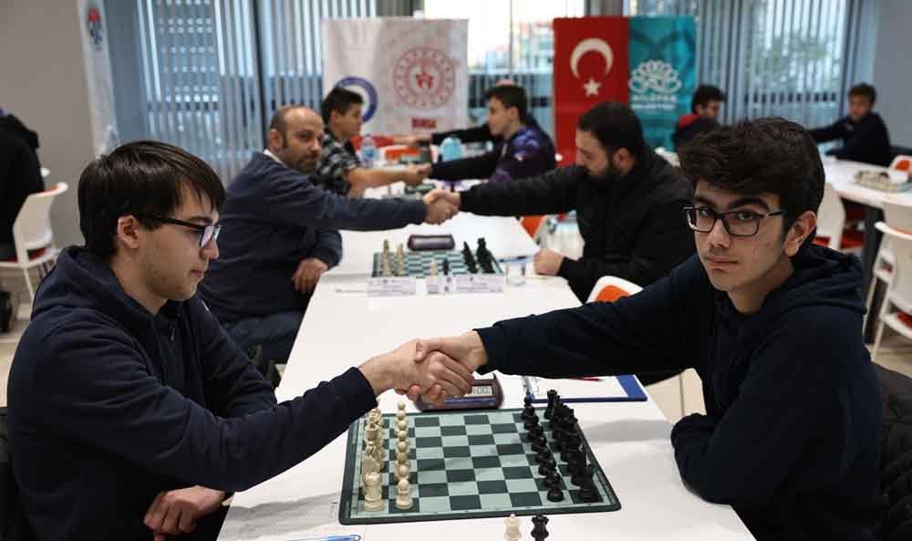 Nilüfer Belediyesi'nin Ev Sahipliğindeki Satranç Turnuvası, Büyük Katılımla Gerçekleşti (2)