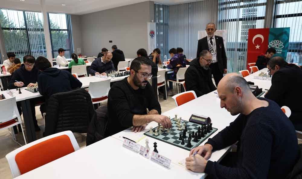 Nilüfer Belediyesi'nin Ev Sahipliğindeki Satranç Turnuvası, Büyük Katılımla Gerçekleşti (4)