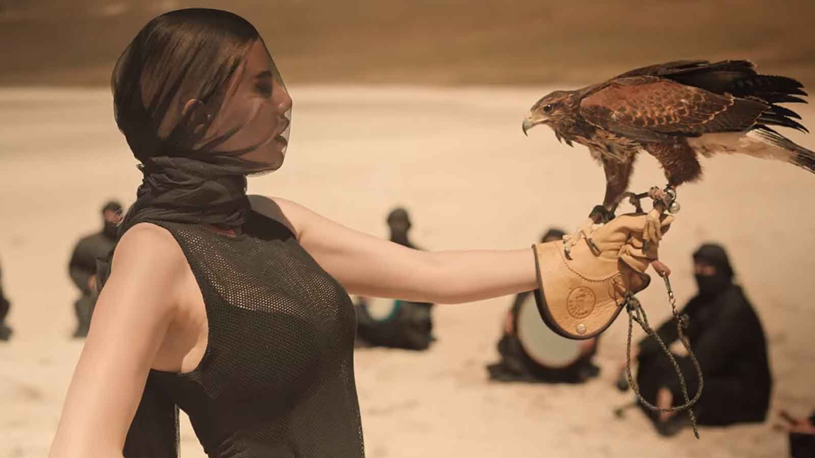 İman Casablanca'dan Yaz Sezonuna Enerjik Başlangıç Müdür Şarkısı Yayında! (3)