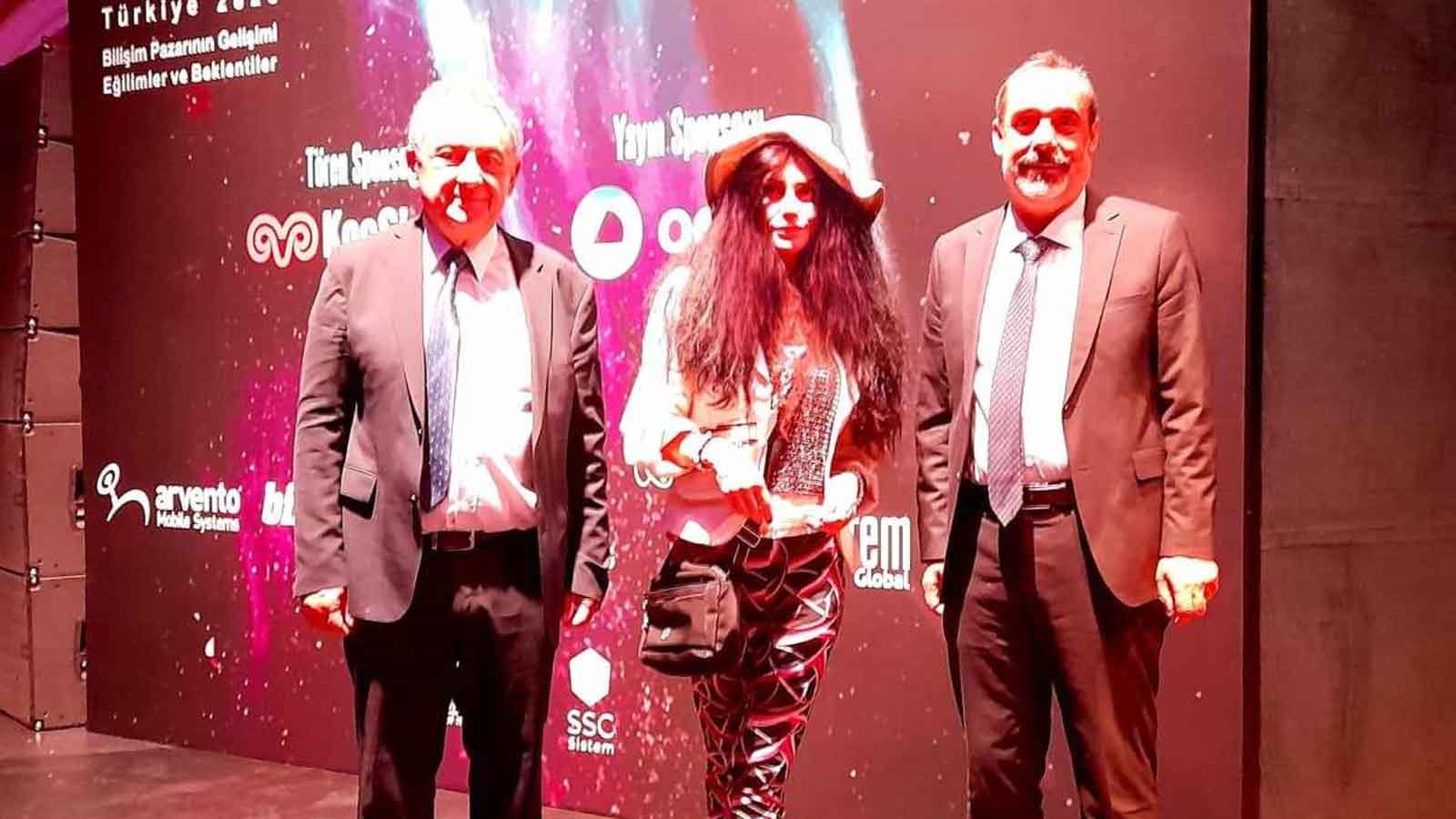 Bilişim 500‘de Sözleşme Uzmanı Adli Bilirkişi Çiğdem Yorgancioğlu (1)