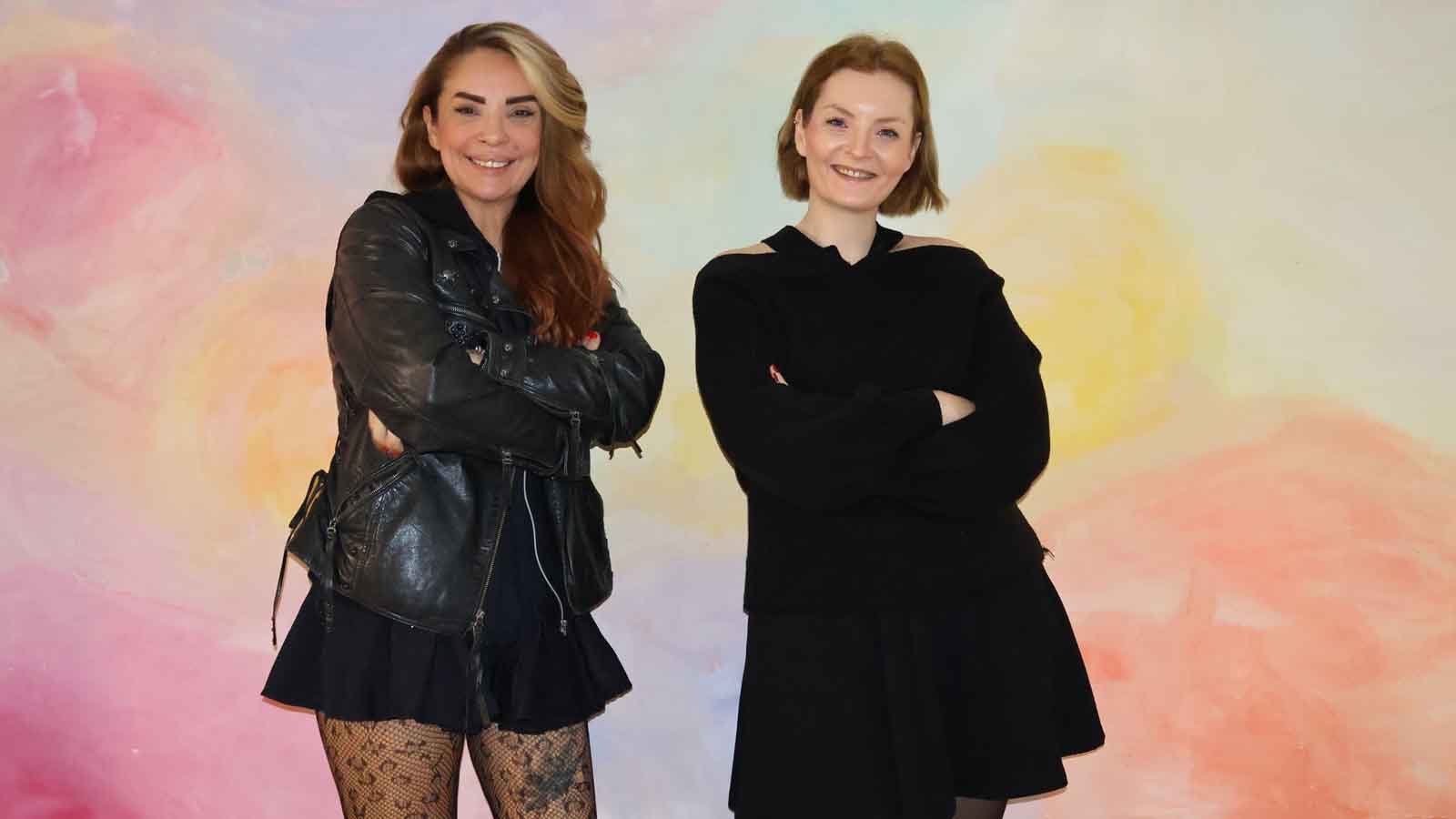 “Eylül Aşkın İle…”nin 122. Bölüm Konuğu Özge Öztimur Oldu: Müzik, Motosiklet ve Yeni Single